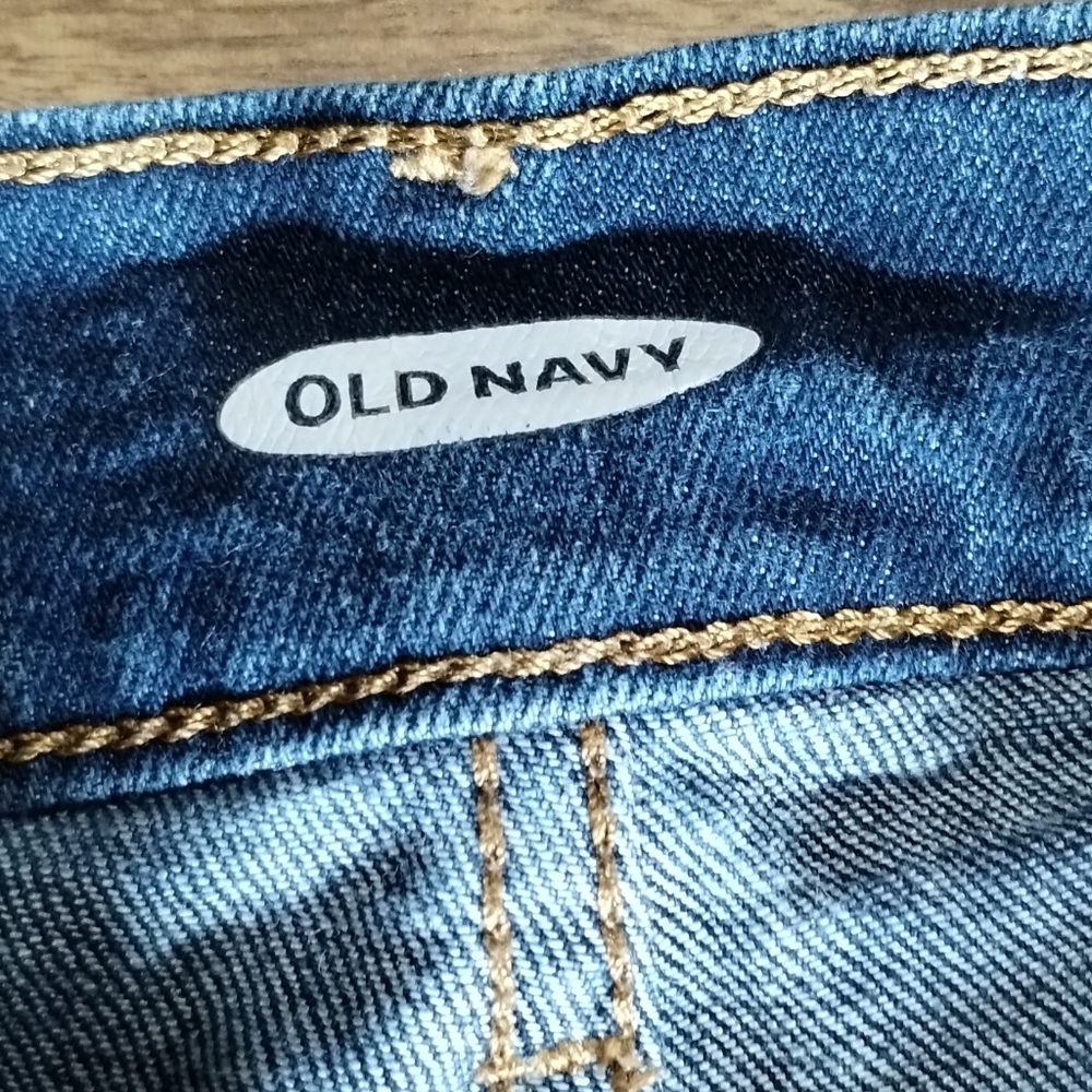 Old Navy Women's Denim Shorts Size (14) Blue color - Picture 6 of 8